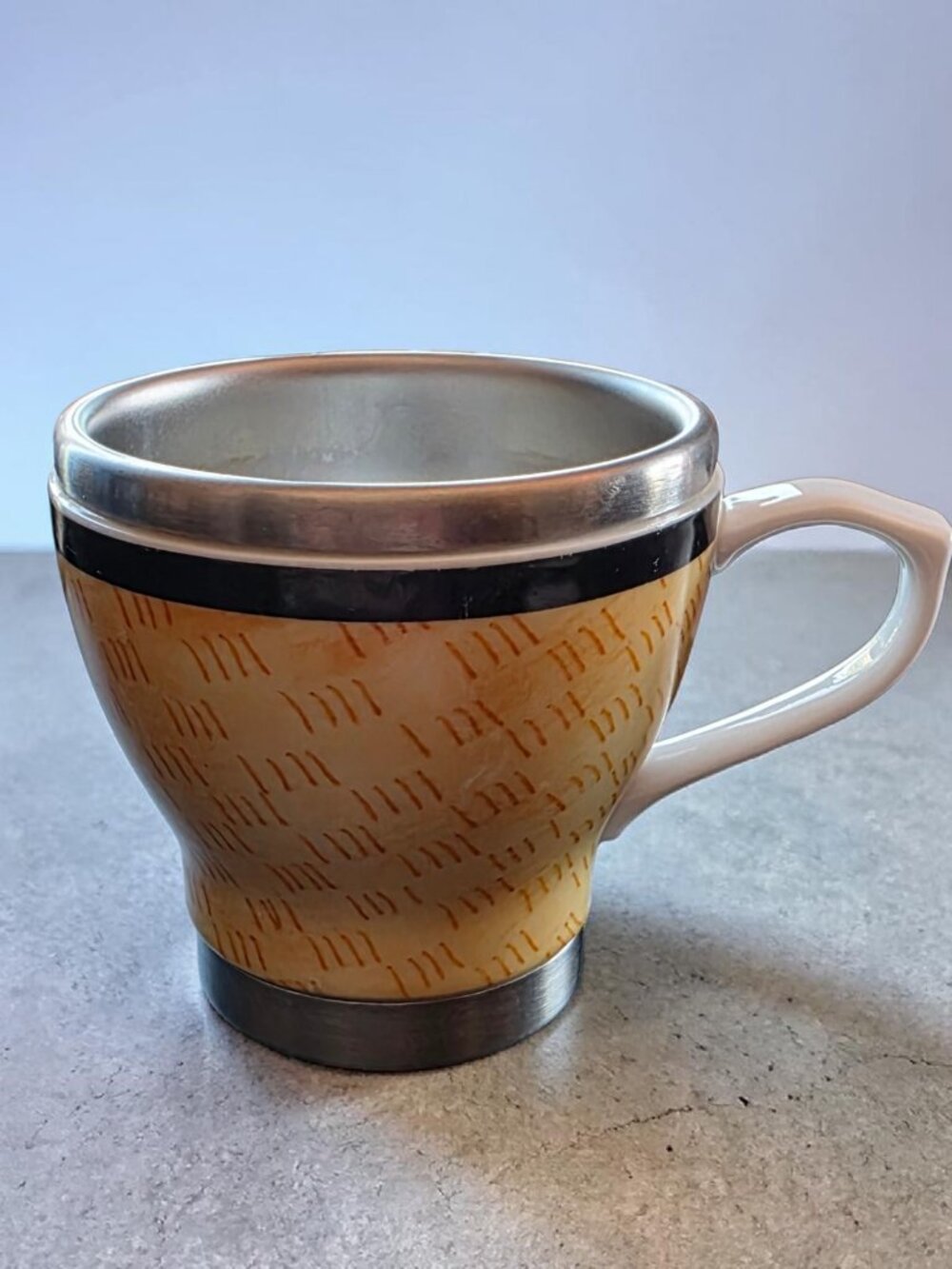 VINTAGE 2004 PACIFIC PEARL TARA REED 12oz. Missing Cover